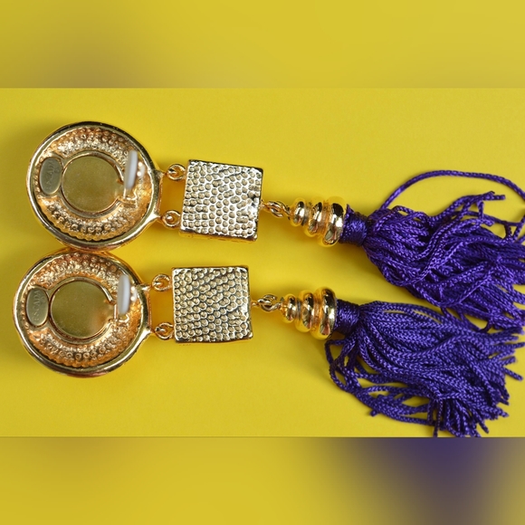 Authentic VINTAGE Clip-on Earrings by Margaretha Ley ESCADA. Early 1990s - Picture 12 of 13